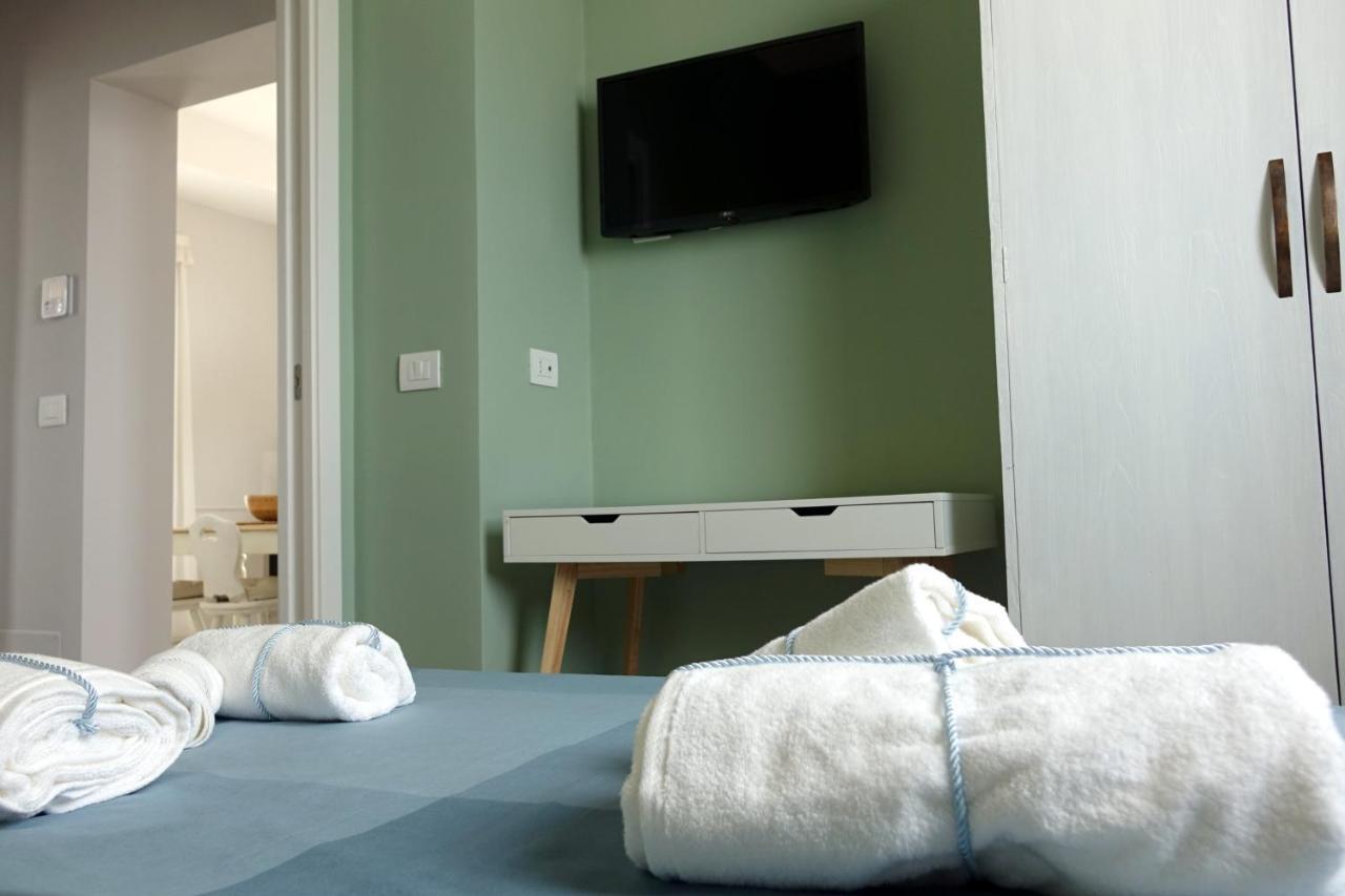 La Finestra Sul Mare Apartment Бари Екстериор снимка