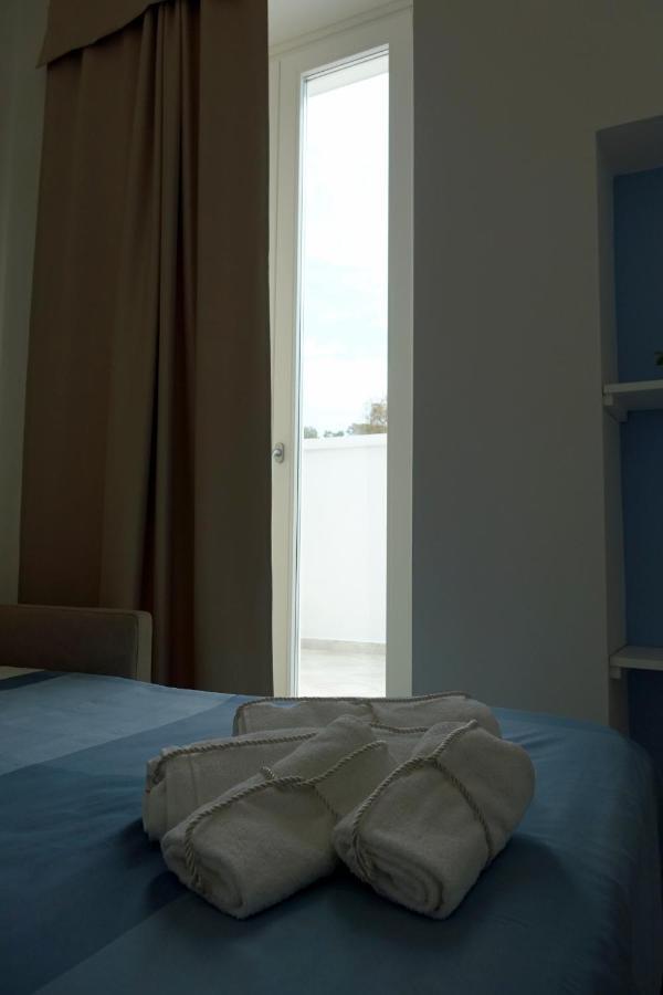 La Finestra Sul Mare Apartment Бари Екстериор снимка