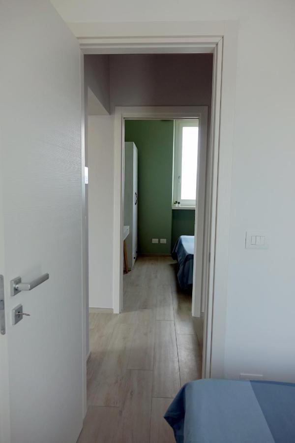 La Finestra Sul Mare Apartment Бари Екстериор снимка