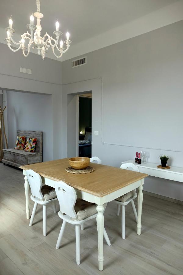 La Finestra Sul Mare Apartment Бари Екстериор снимка