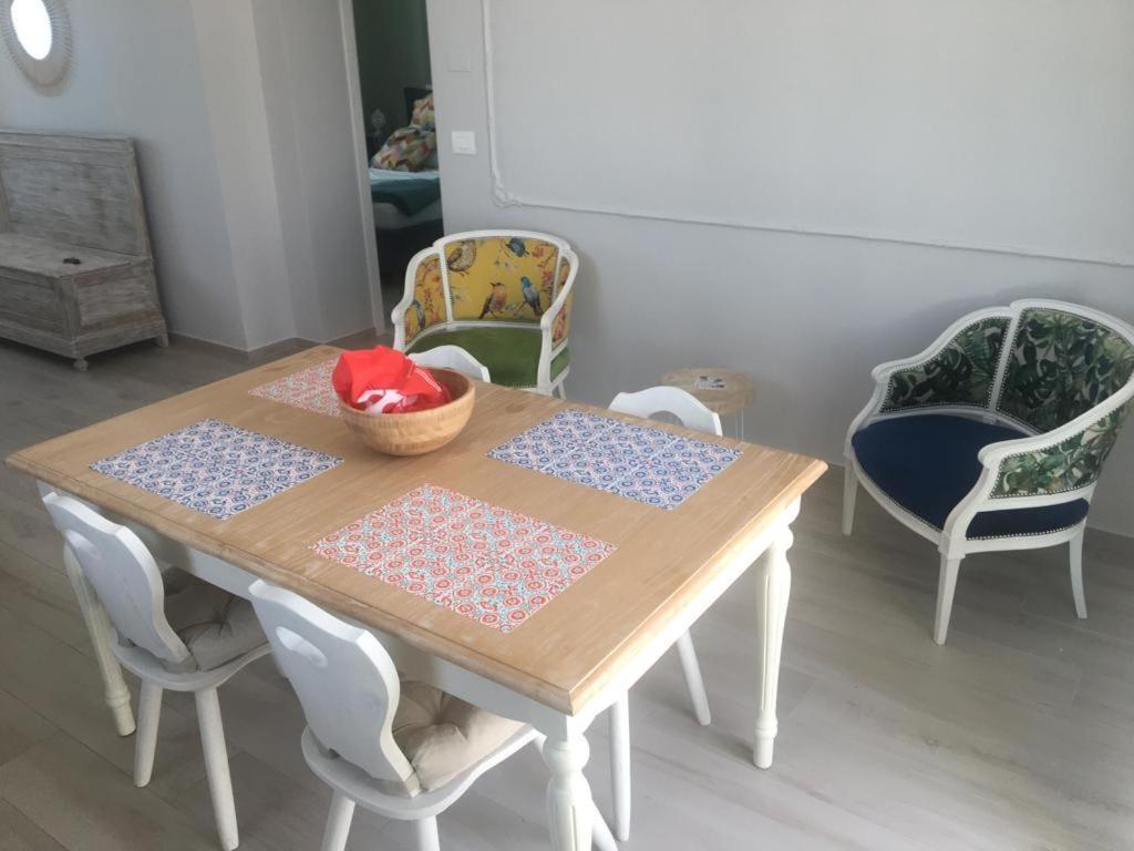 La Finestra Sul Mare Apartment Бари Екстериор снимка