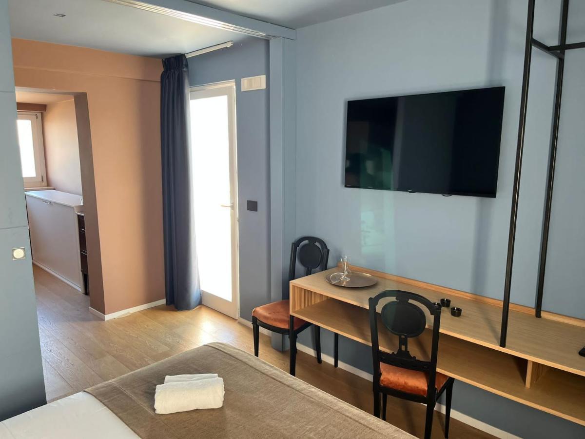 La Finestra Sul Mare Apartment Бари Екстериор снимка